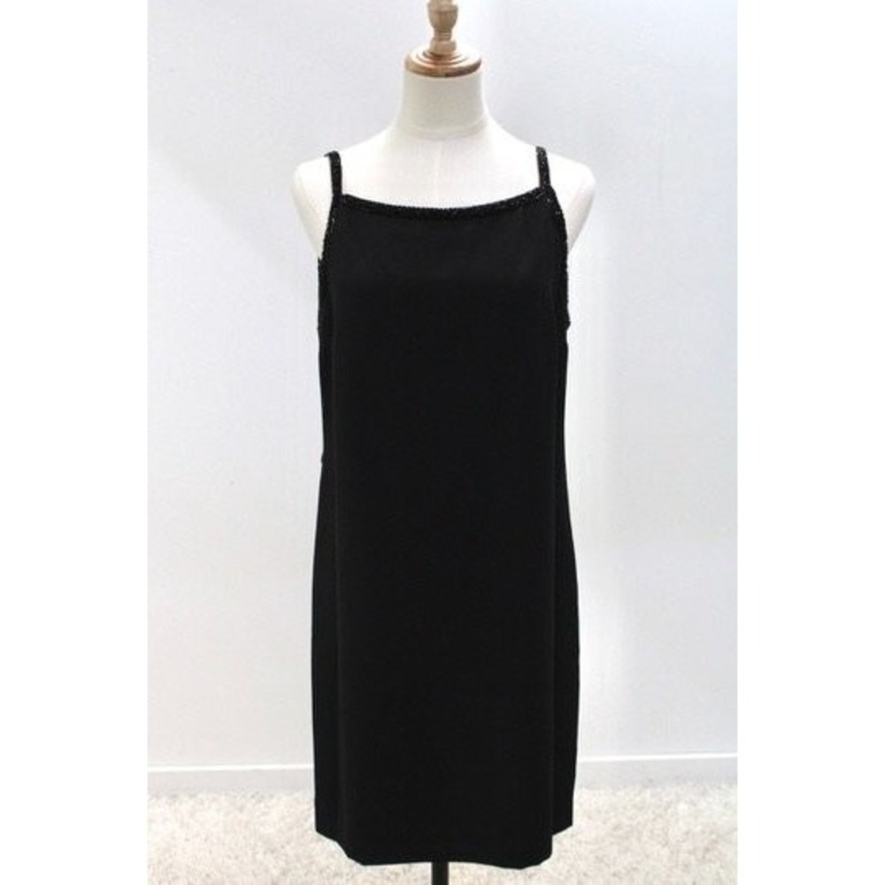 Laundry by Shelli Segal Black LBD Dress size 12 Low V Back Semi Formal Cocktail